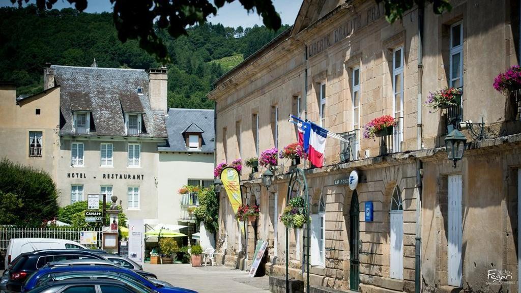 Hotel Le Lion D'Or Saint-Geniez-d'Olt Luaran gambar